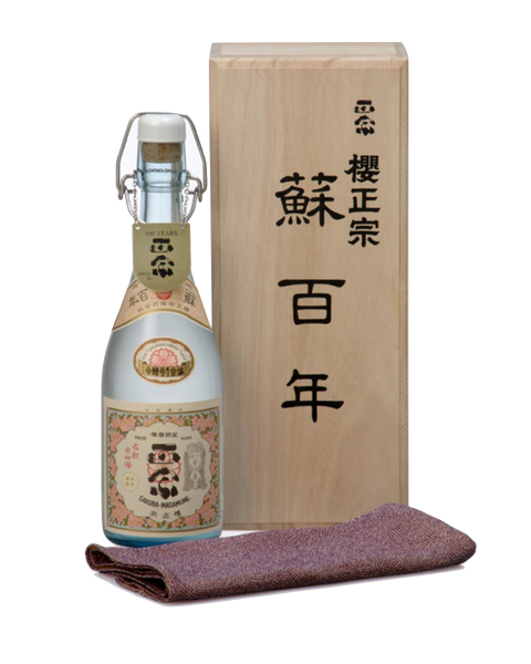 Bottle of Yomigaeri Hyakunen Junmai Genshu Japanese sake, 720ml